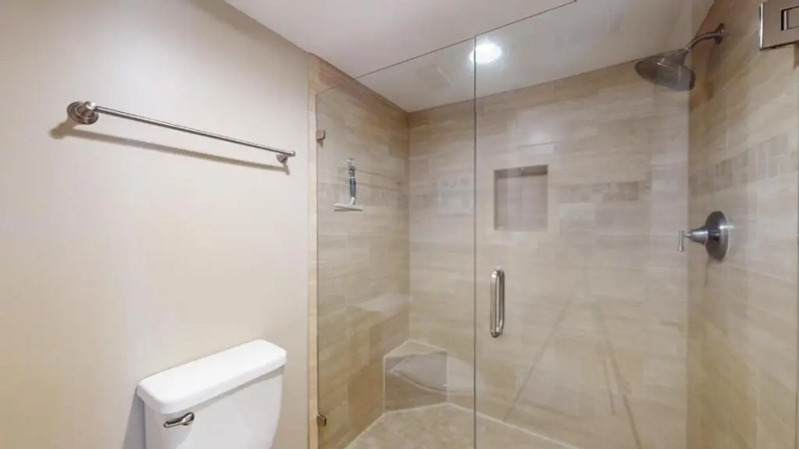 3231 Villamare