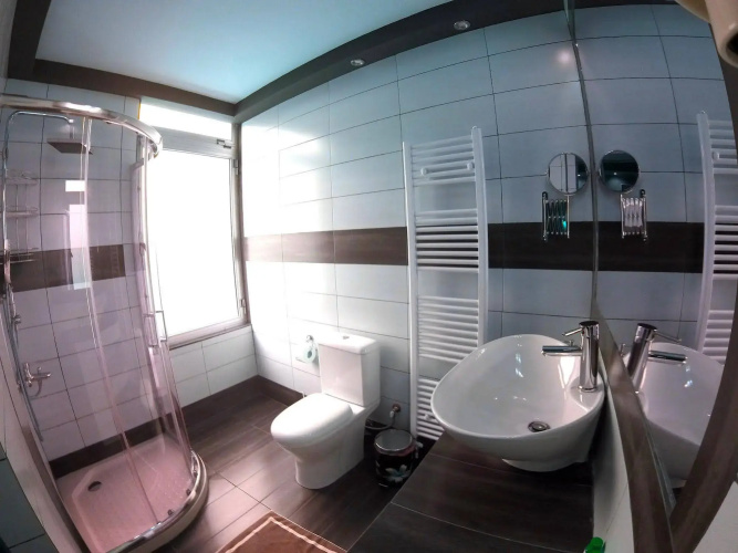 Midia Suites
