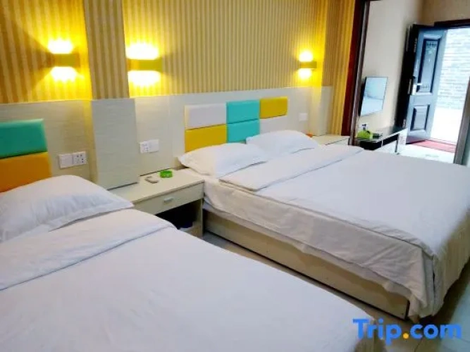 1 Bedroom Suite