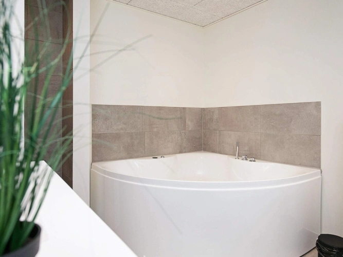3 Bedrooms Classic Apartment