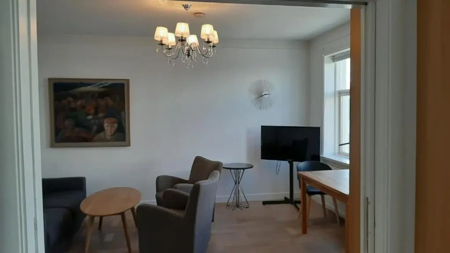 2 Bedrooms Apartment