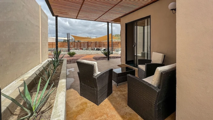 2 Bedrooms Luxury Studio