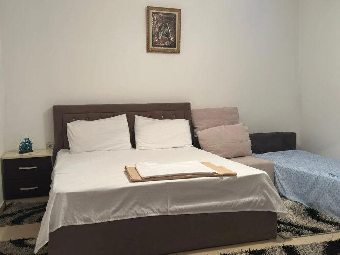 Guri Guest House
