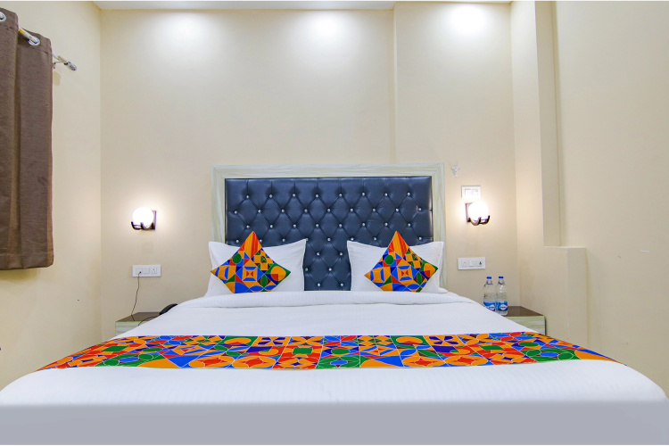 Fabhotel F9 Ashok Vihar