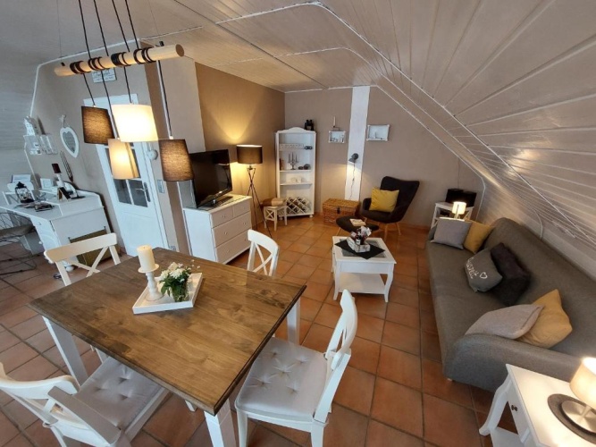 Apartment with balcony
