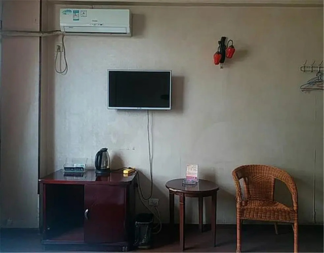 Xiaoli Express Inn