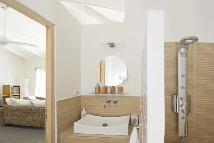 Alizee by Island Properties Online