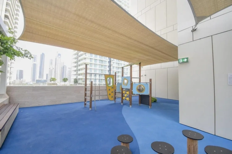 Luxury Sea View Living on Emaar Beachfront