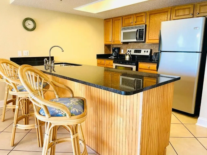 2 Bedrooms Apartment
