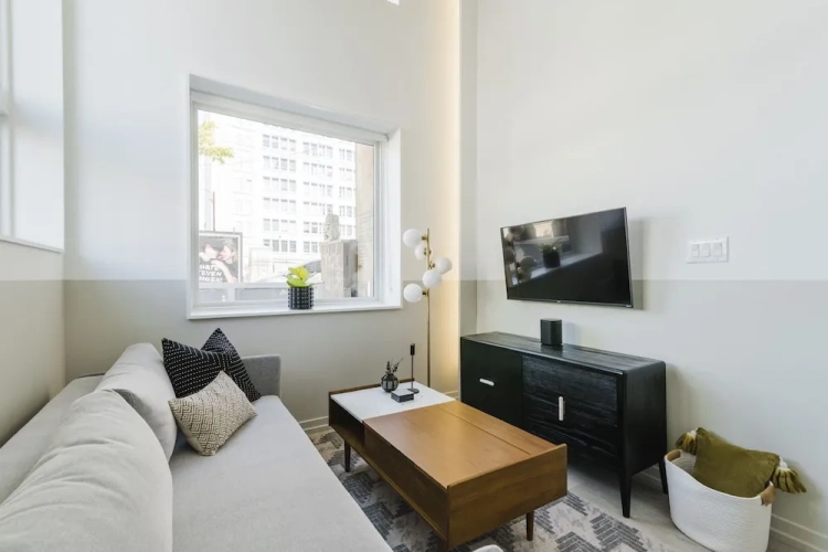 Apartment with balcony