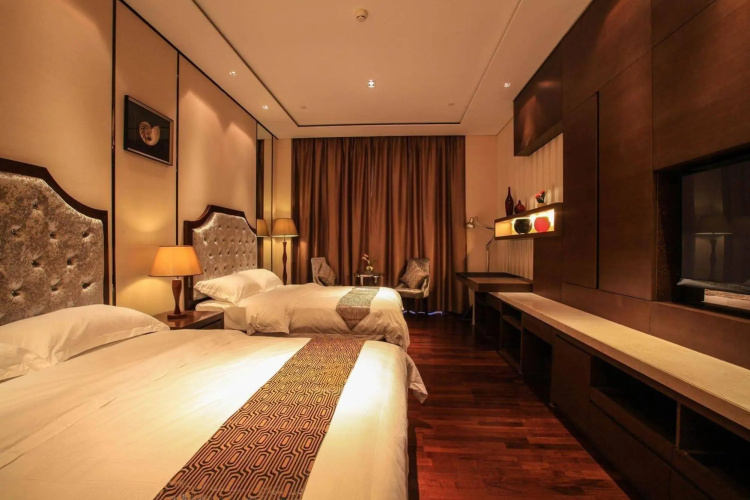 Lunkai International Hotel