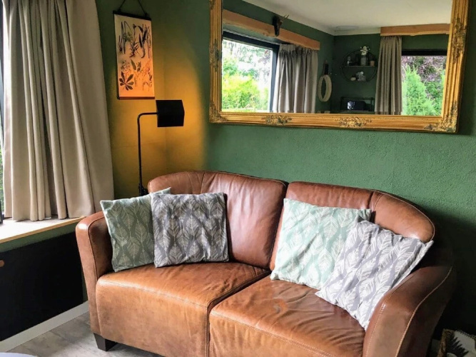 Chalet With Balcony in Veluwe