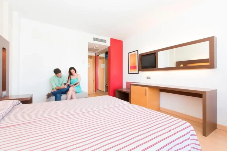 Twin room