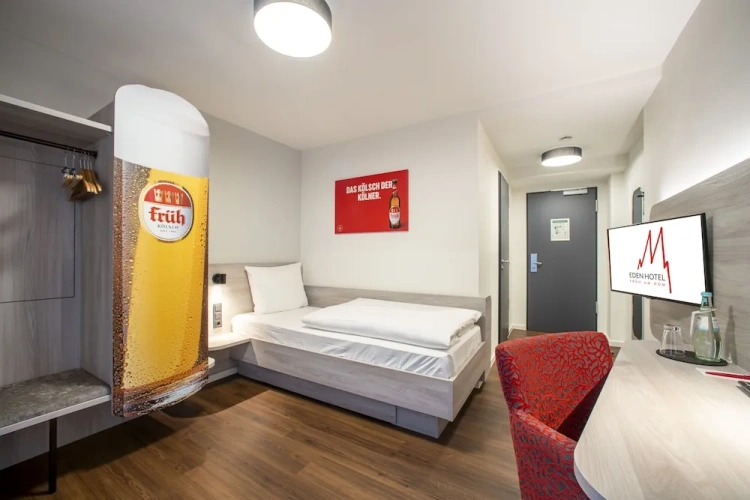 Standard Single room with balcony