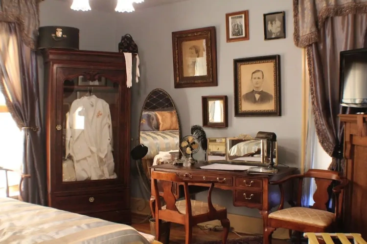 Deluxe Double Suite