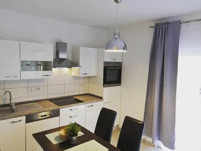 Apartment with sea view