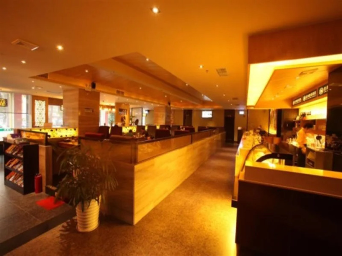 F Hotel