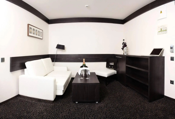 Lifestyle Hotel