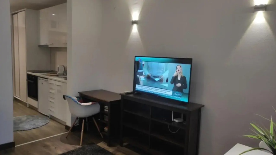 5 Star Central Studio