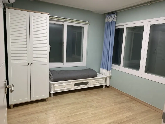 3 Bedrooms Cottage