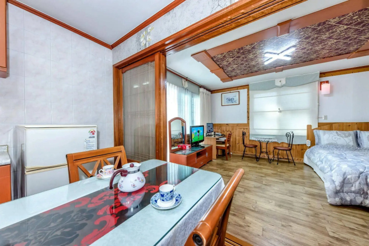 Gyulhyanggi Pension