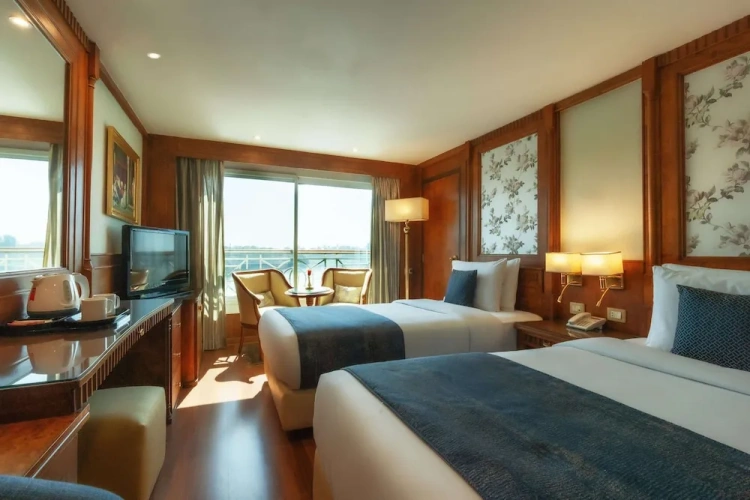 Superior room