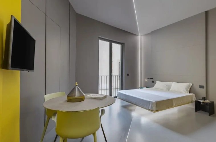 Deluxe Suite