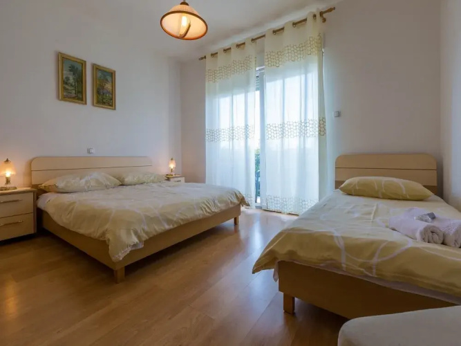 Apartments Nensi