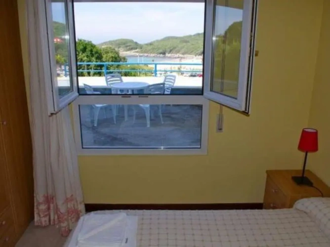 2 Bedrooms Family Apartment with sea view