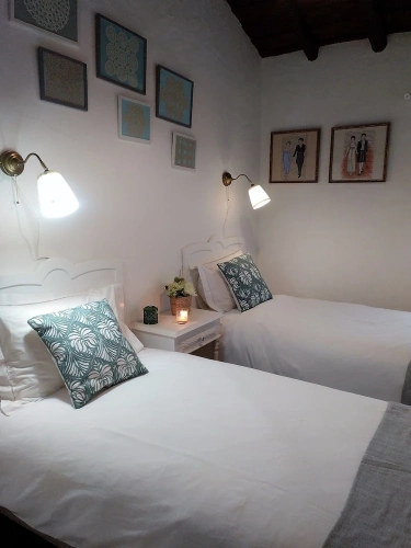 2 Bedrooms Cottage with garden view