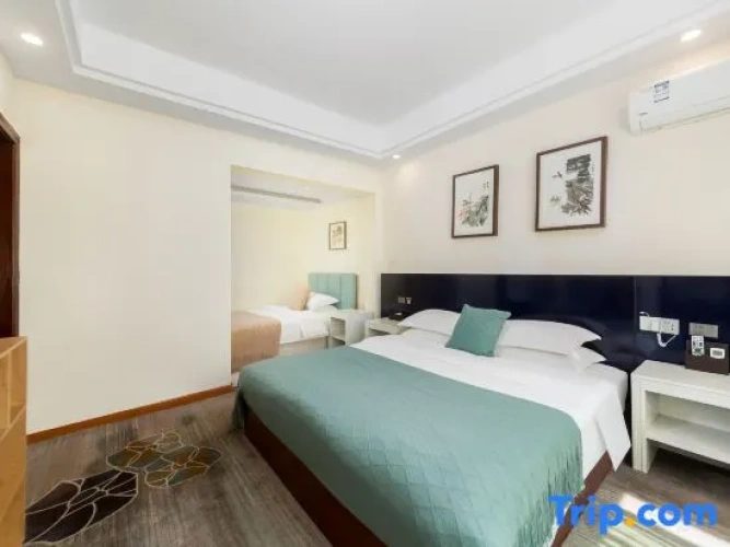 1 Bedroom Family Suite