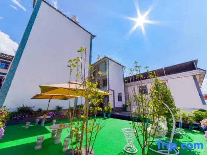 Erpan Qingfeng Inn (Erhai Branch, Dali)