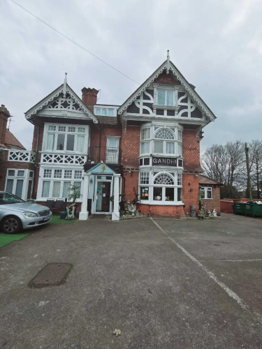 Kingswood Hotel