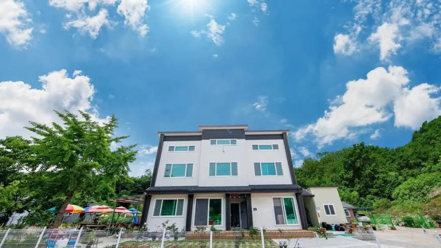 Samcheok Flower Pension