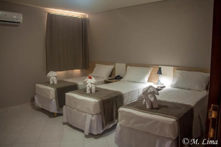 Standard Triple room