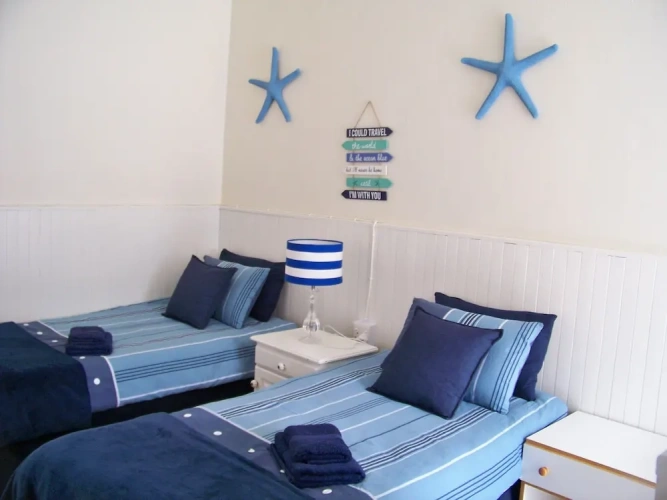 Economy Twin Cottage with garden view