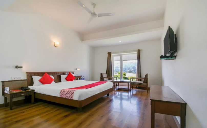 Rex Hotel by OYO