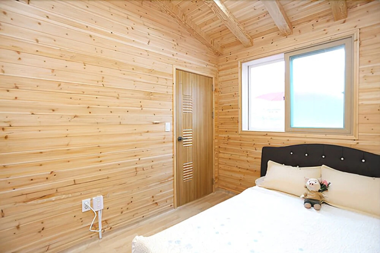 Wongju Bridge Pension