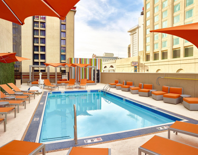 California Hotel And Casino photo 17