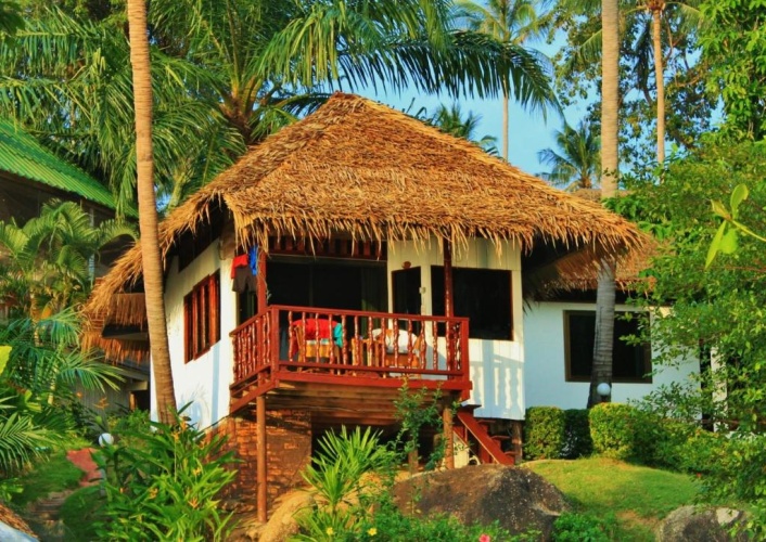 Bungalow with balcony and with sea view