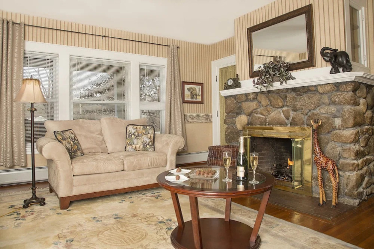 Glynn House Inn