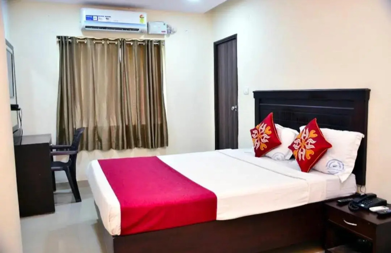 Hotel Sitara Elite