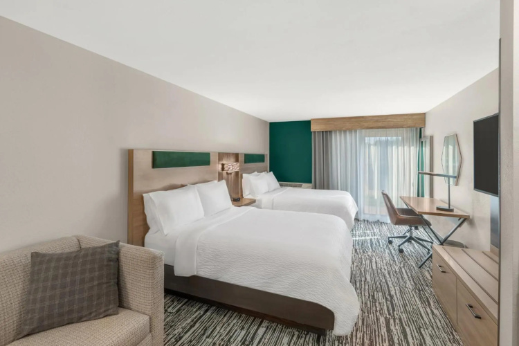 Comfort Suites