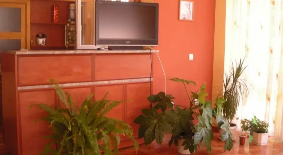 Adele Guest House