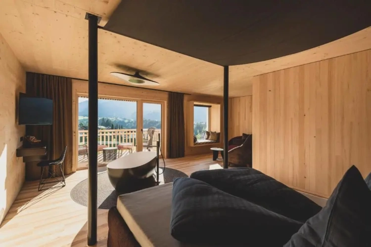 Deluxe Double Suite