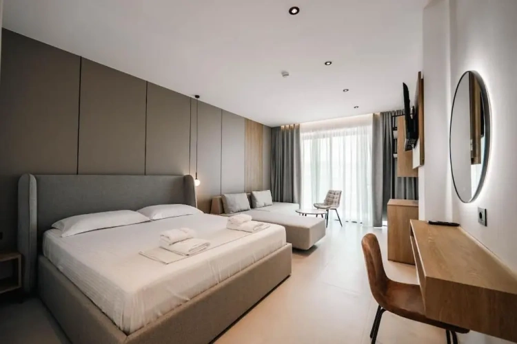 Deluxe Triple room