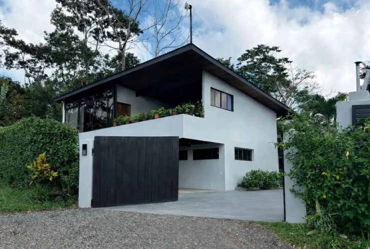 Villa with garden view