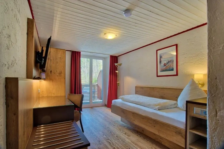 Standard Single room with balcony