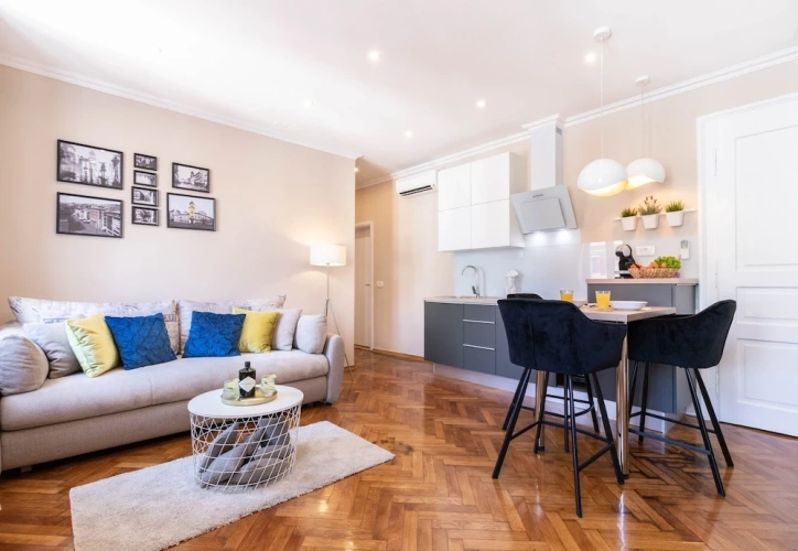 1 Bedroom Apartment