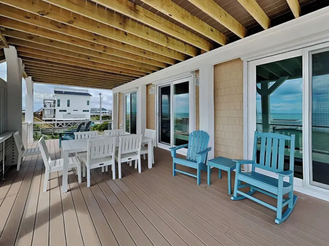 Turtle Paradise by Topsail Realty